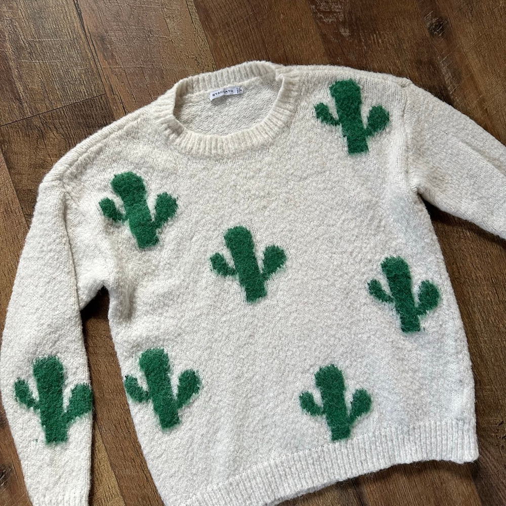 Women's Staccato White & Green Cactus Crew Neck Sweater S
